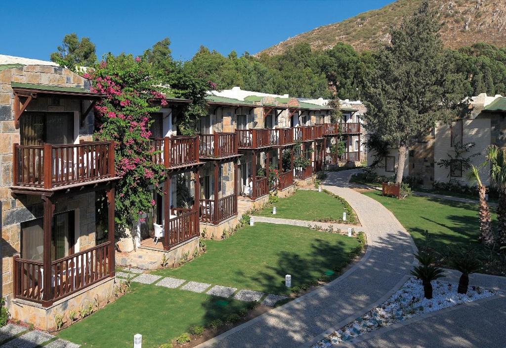 Camelot Boutique Hotel Akyarlar Bagian luar foto